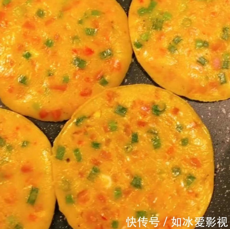  发面|一碗面粉，3个鸡蛋，不揉面，不发面，做孩子爱的早餐饼，特美味