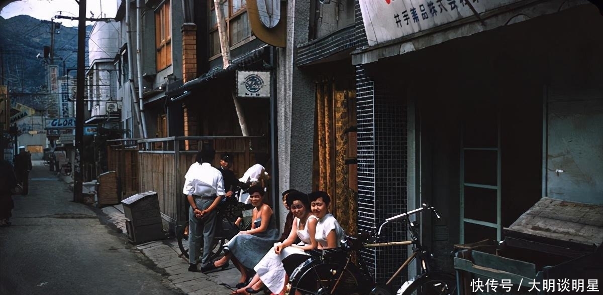 本某地|旧影拾记:1950年代,日本的乡村城镇,以及人民的真实生活