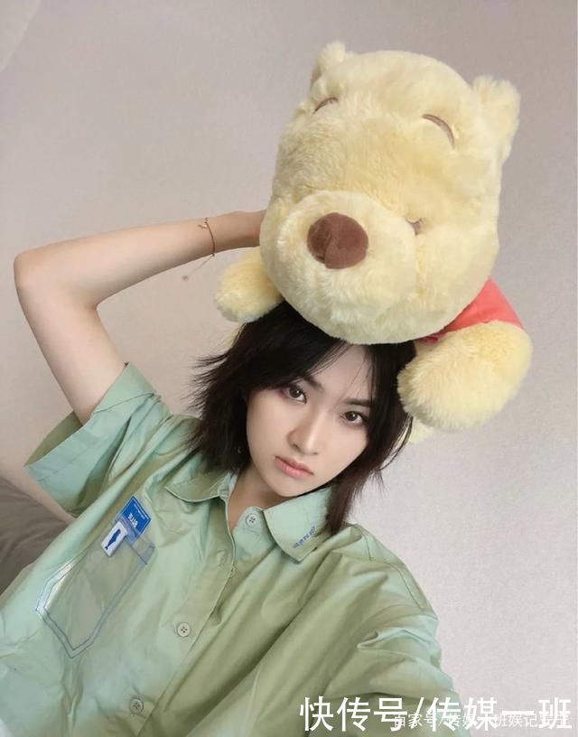 周也|“二公主”第一波热搜来袭，和周也炒姐妹情深，粉丝却争议四起?