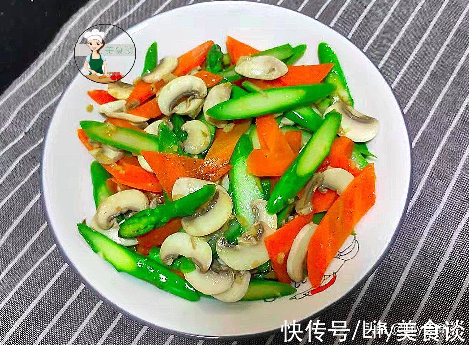 鲜美|秋天，这三样素菜一起炒，鲜美极了，不放肉也香，秋天吃它特养人