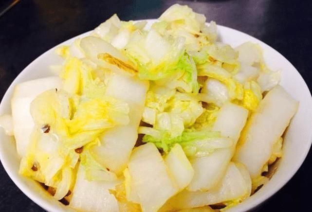 为什么专家建议白菜要少吃,最好是不要吃看完很是受益