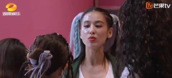 寧靜|黃圣依補位入選寧靜組,卻無意說出了靜姐最大爭議點,郁可唯的反應(yīng)亮了