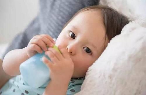 零食|吃一口等于吃5个垃圾袋，3种零食不要碰，孩子常吃上火还不发育