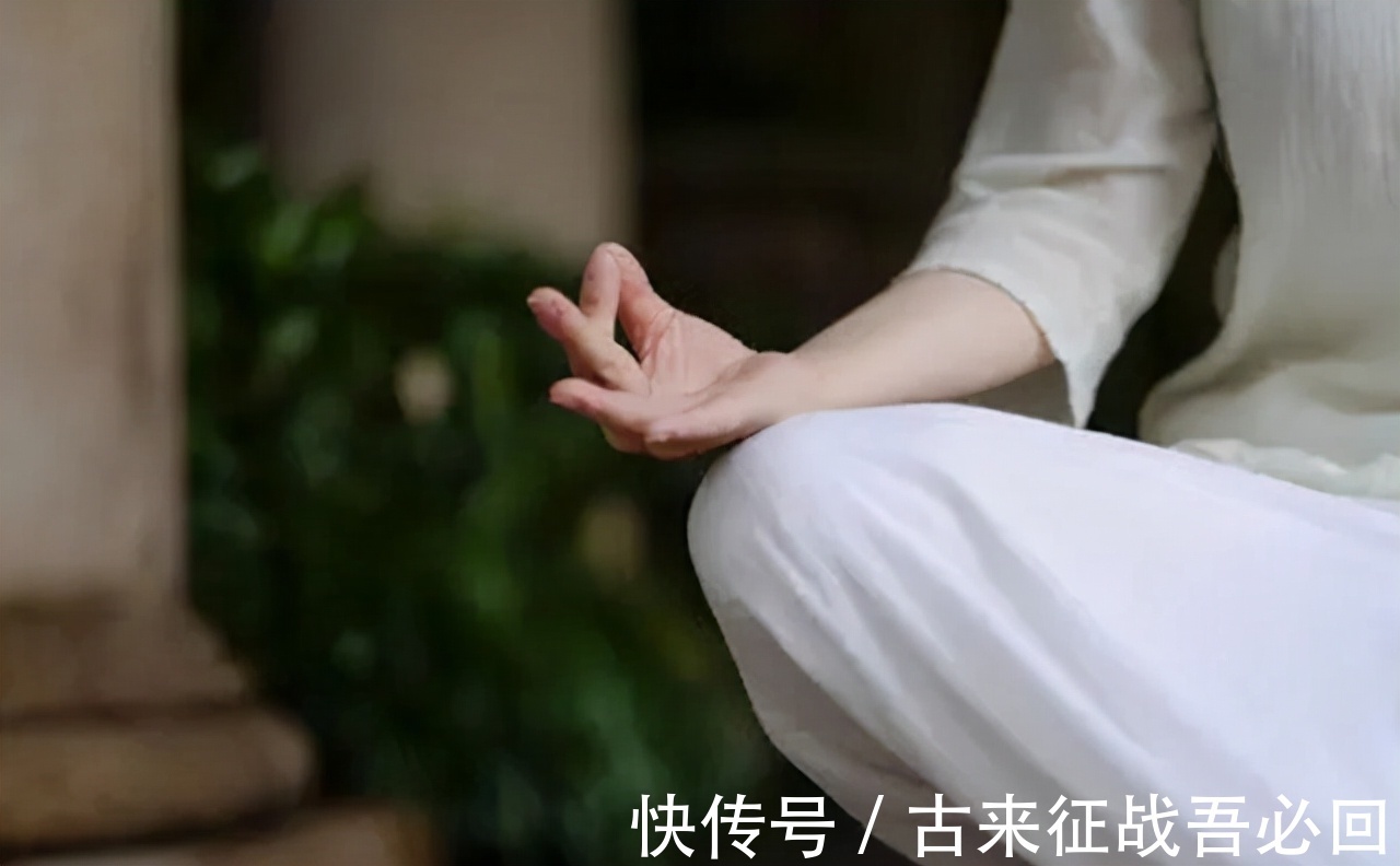 修行#王芝霞:中年顿悟归隐终南山,45年不见家人,自称能与佛祖对话