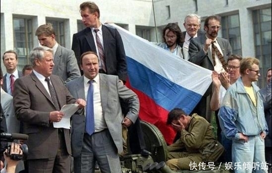 解除苏共|叶利钦为什么要让苏联解体,却不愿当苏联领导人?