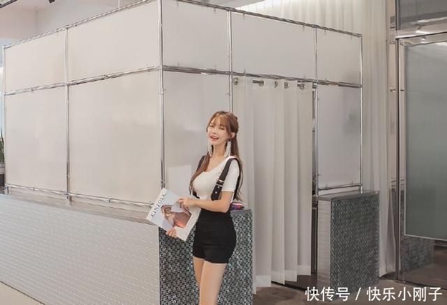 实习生|公司新来的“实习生”,穿搭如此别致,估计只有少女才敢这么穿