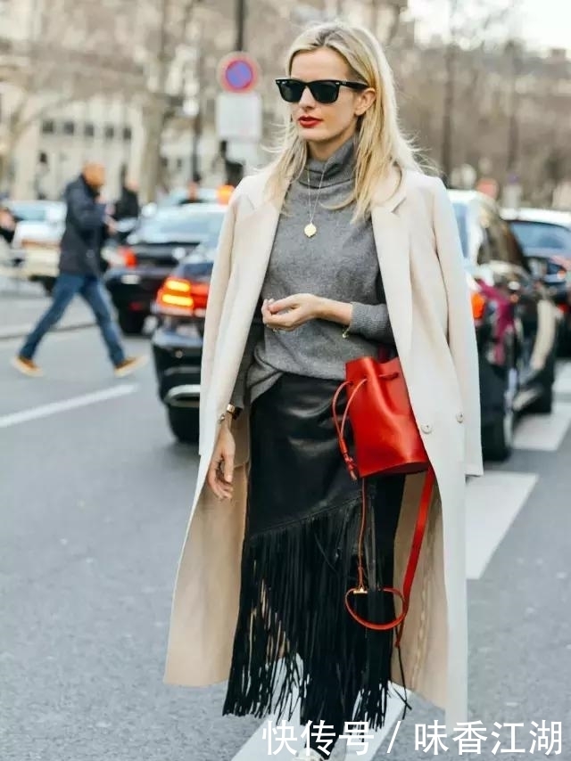 今年最火高领毛衣+大衣，才是秋冬绝配！