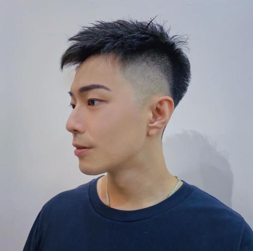 男生“不油腻”的发型怎么选？试试这6款清爽短发，适合春夏剪