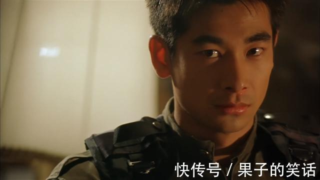 |一本正经地搞笑!《披荆斩棘的哥哥》里的头号喜剧人,竟然是赵文卓