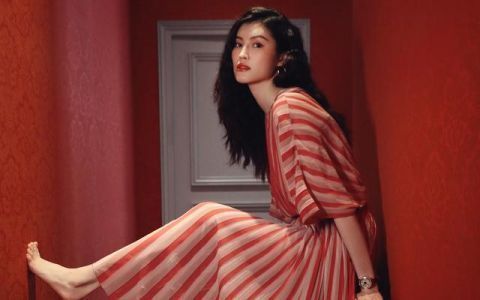 脸上有这4个特征的女生，说明你是“高级脸”，越看越好看的类型