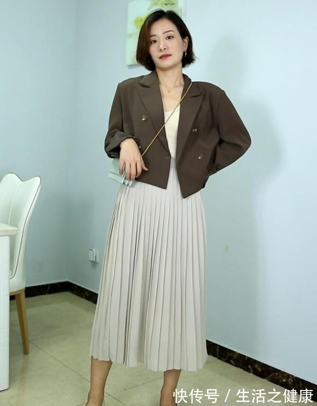 路人感 中秋聚会穿乐福鞋,比高跟鞋舒服,比小白鞋气质,告别路人感!