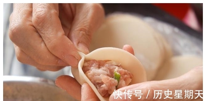 清蒸鲈鱼|立秋贴秋膘,不要错过这5种传统美食,荤素搭配,清淡不油腻