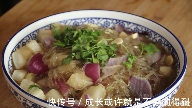 毛钱|天冷了,遇到这菜别错过,2毛钱一斤,锅中炖一下,比吃肉还下饭