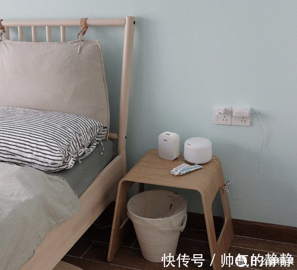 小喜|这对夫妻太有远见,把次卧和客厅打通,清爽开阔,日子过得简单舒适