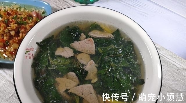 38岁老阿姨晒晚餐，4道菜好丰盛，朋友：真自律，难怪吃不胖