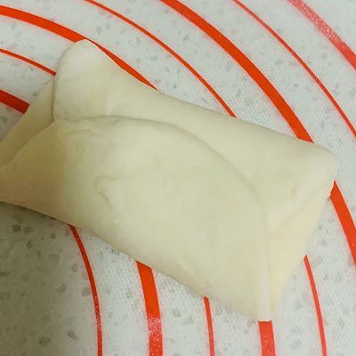 松软牛奶小餐包