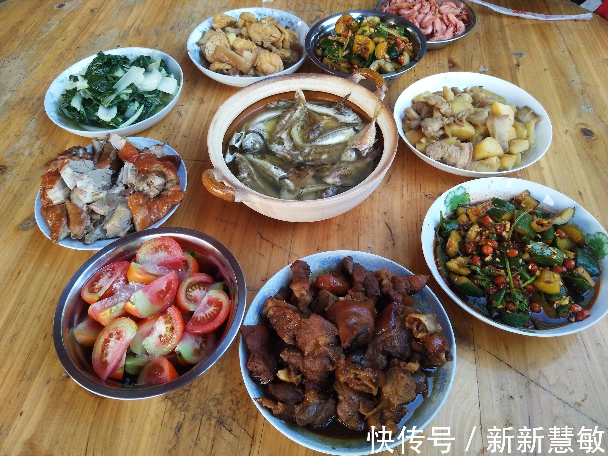 弟媳|弟弟过生日，弟媳做了一桌菜，大伙儿吃个精光，直夸弟弟有福气