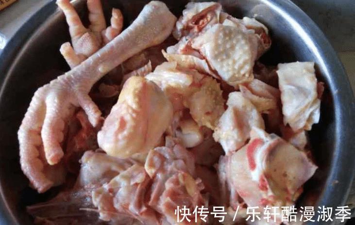 炒鸡怎么做最好吃教您一招，鸡肉滑嫩不腥，味道香浓很下饭