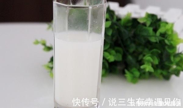 绿色蔬菜|无论男女,50岁后,不妨多吃“养骨”食物,能够预防骨质疏松