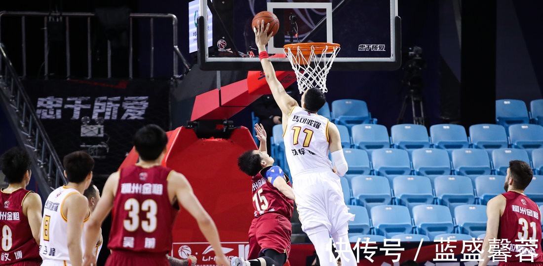 两队|12分完胜!浙江男篮强势复仇紧追前3,深圳双外援15中3彻底哑火!