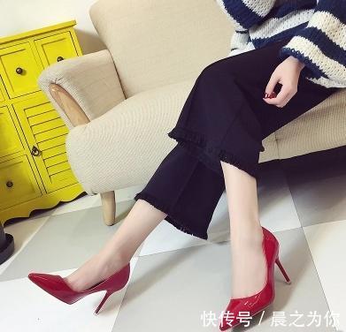 优雅 细跟鞋独具魅力,散发迷人的女人味!