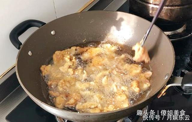 炸酥肉时，有人用面粉，有人用淀粉，都不对！大厨教你正确做法