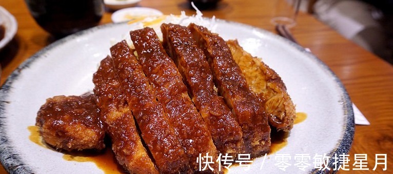 酱汁|教你一道“酱汁猪排”的做法,肉质鲜嫩,一出锅孩子们就抢着吃!