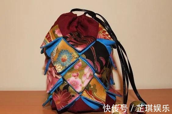 束口袋也能这么美,旧衣服就能做!旧物改造DIY手工布艺附教程