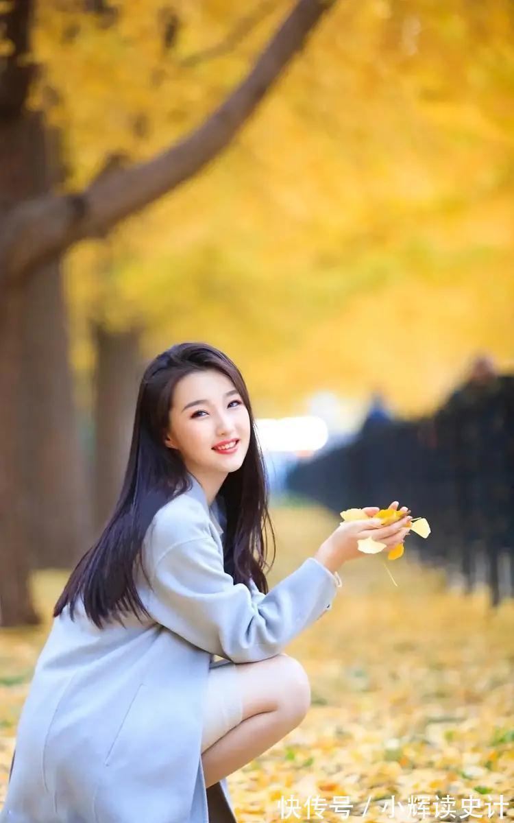 美好#岁月里的美好,都收纳进了泛黄的篇章里,化作文字、化作柔情