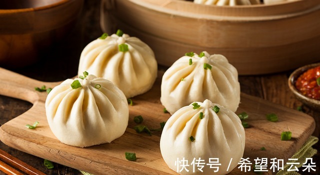 味美|三鲜包，色泽洁白，馅鲜味美，汁多不腻，鲜香可口！
