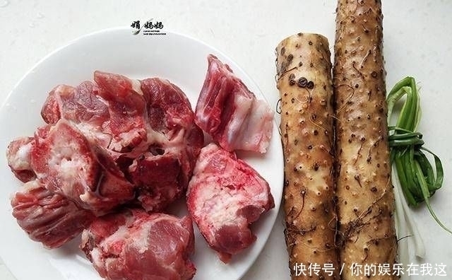 健脾|这汤我家里每三到五次做一次。颜色是乳白色的。健脾养胃