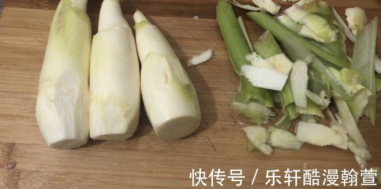 茭白|这菜南方人天天吃,北方人没见过,清甜爽口,解油腻,别不懂吃
