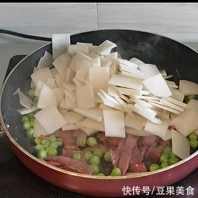 腾冲|大救驾--腾冲炒饵块