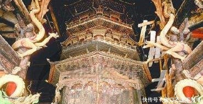 仿佛|“最”奢侈的寺庙,仿佛到了紫禁城,里面还雕刻了9999条龙