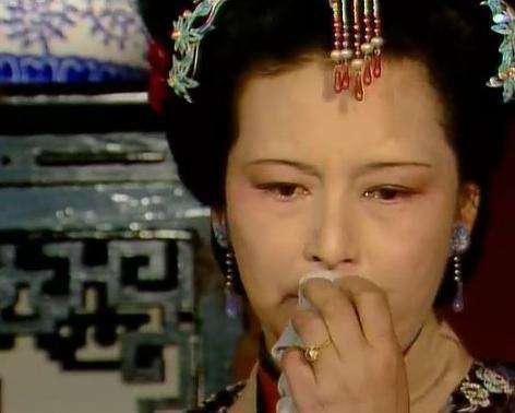 周姨娘&贾政为何喜欢赵姨娘?王夫人一句话,戳中了无数中年女性的“痛点”