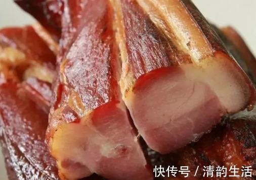 入味|蒸腊肉,别直接上锅蒸!大厨教你这一招,腊肉咸香入味,好吃不腻