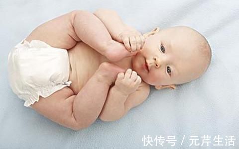 尿不湿|新生儿尿不湿要多久换一次,终于有人说出实话了,这3点很重要