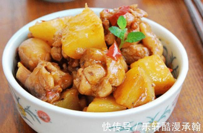 浮沫|伏天多吃土豆,可以“补钾”,搭配这个肉炖一锅,花钱少又美味