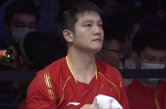 伊藤美诚|樊振东闯过队友把守的第二道关口!4-1轻取林高远,静待梁靖昆