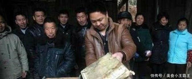 翻开|六旬人民教师无意发现家谱,翻开以后,发现自己竟是皇室后代!