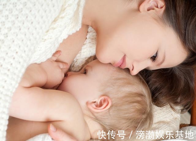 宝宝|双胞胎妹妹吃母乳,姐姐吃奶粉,5个月后两个宝宝的差别让人心疼