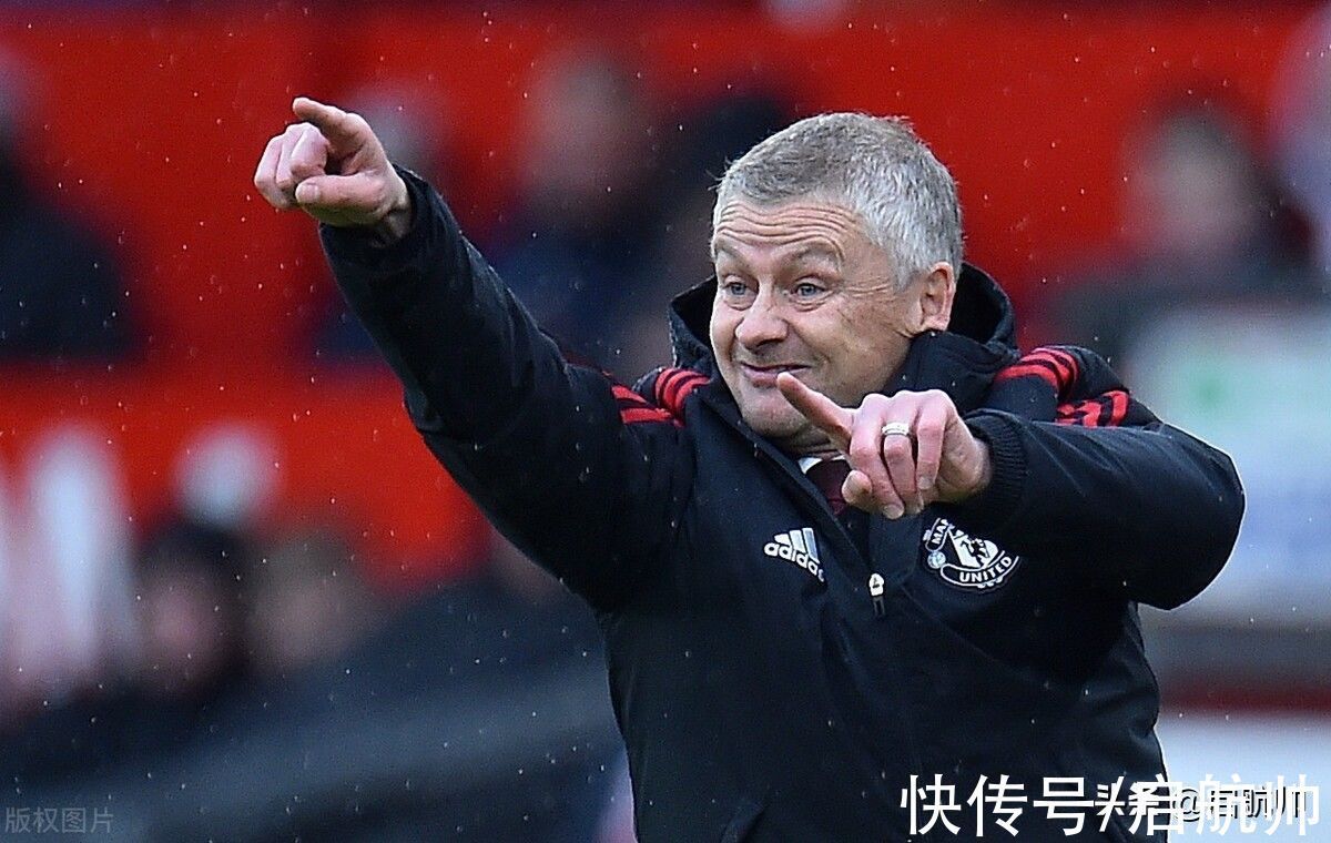 中国男足|国足争议!教练为国出战和保护球员,宫磊喊话不应找借口推卸责任