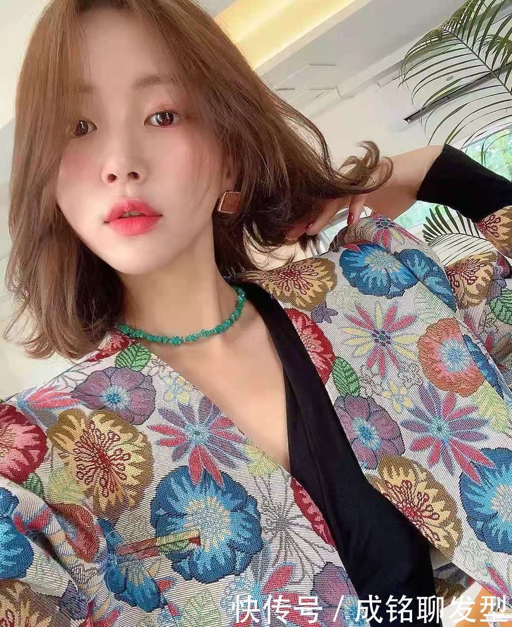 不用打理都好看的4种发型,简约时尚又减龄,衬托五官又显脸小