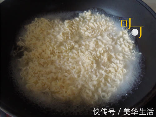 快过年了，换个花样准备几个年菜，端上桌香气扑鼻，孩子特别爱吃