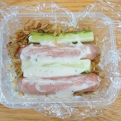 凯撒沙拉酱饭团