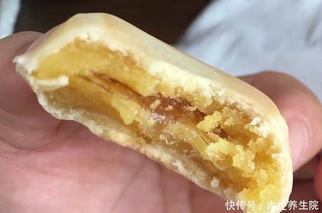 李佳琦薇娅带火的5种零食，销量很高却不贵，建议要多囤些尝鲜