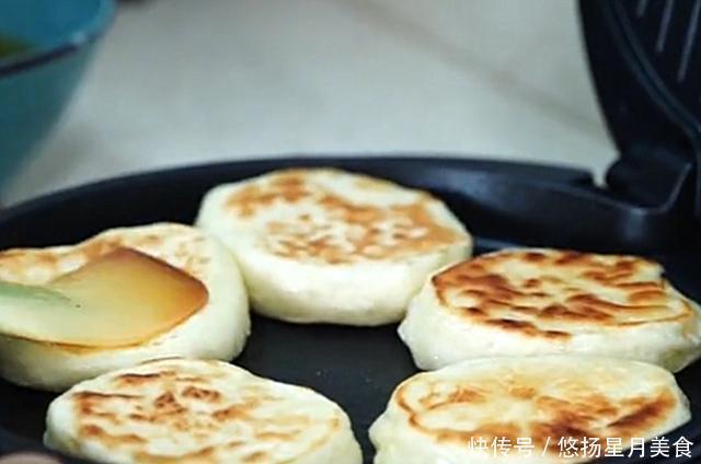 一顿饭|快速早餐饼的做法,15分钟搞定一顿饭,营养美味,比油条包子好吃