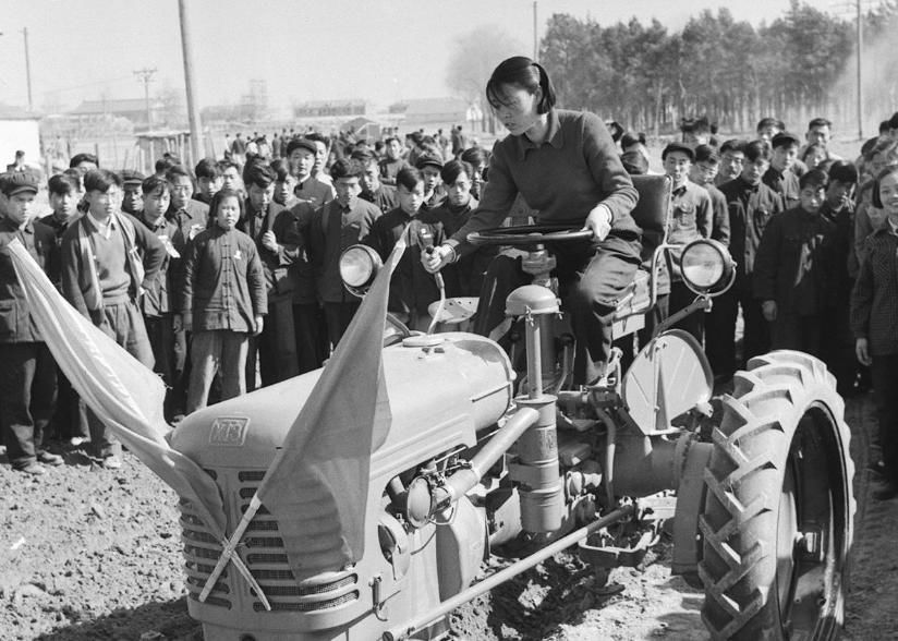 拖拉机|她是印在1元纸币上的女孩,可她却在30年后才知道纸币上是自己