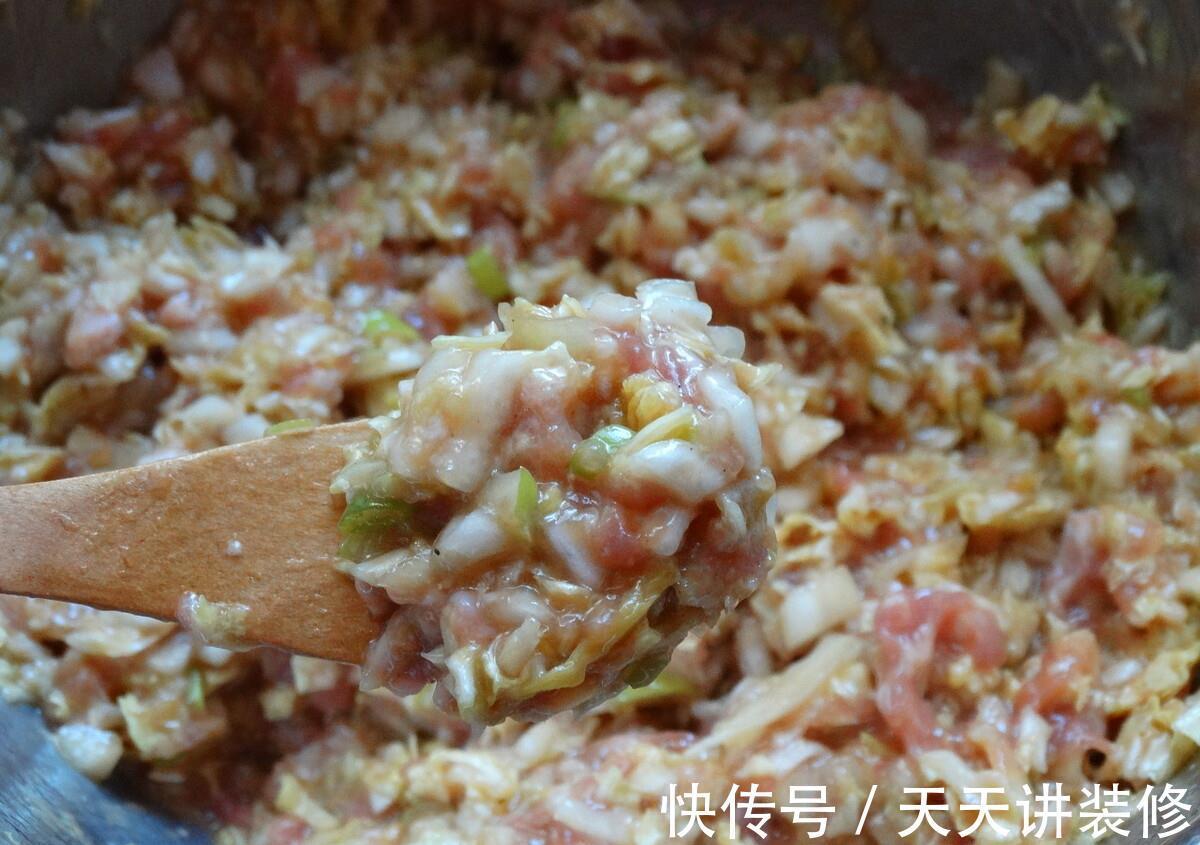 馅料|无论包什么馅饺子，调馅注意3个步骤，饺子完整鲜香，家人爱吃