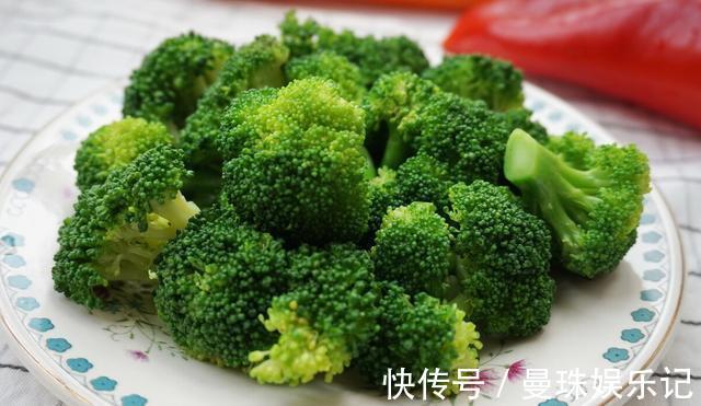 食物|肝病正在逐年增多?提醒:3种蔬菜“伤肝不浅”,劝你管住嘴